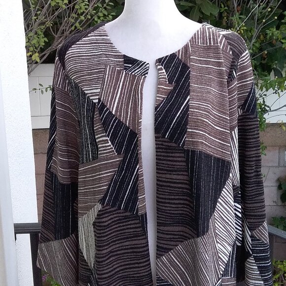 Chico's Easywear Woman Cardigan Size Large Open Transitional Colors Knit - Picture 3 of 5